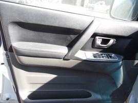 2004 MITSUBISHI MONTERO LIMITED WHITE 3.8L AT 4WD 183867